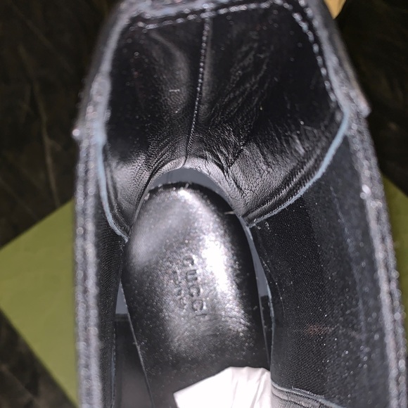 Gucci Chelsea Leather Boots with chain - Picture 3 of 6